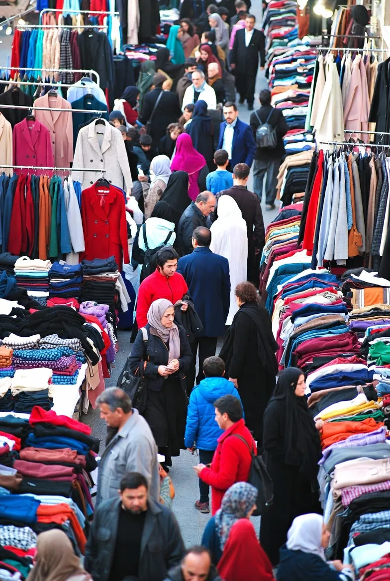بررسی بهترین بازههای زمانی خرید لباس عید